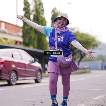 Runner Photo 8390729