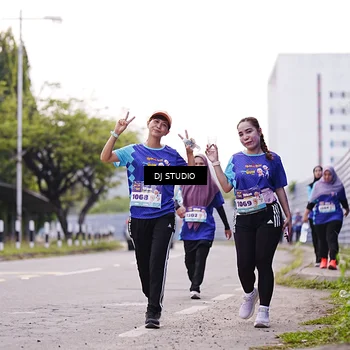 Runner Photo 8390731