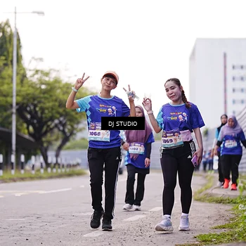 Runner Photo 8390736
