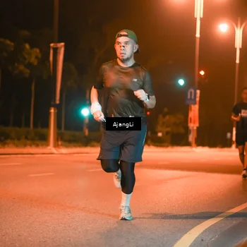 Runner Photo 8390740