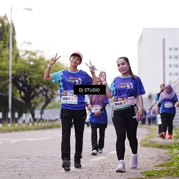 Runner Photo 8390742