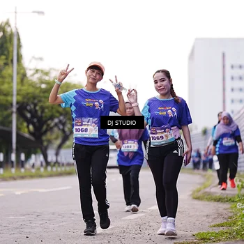 Runner Photo 8390749