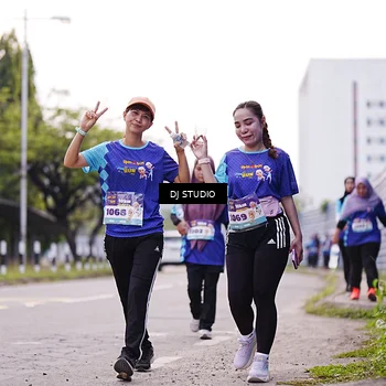 Runner Photo 8390757