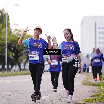 Runner Photo 8390758