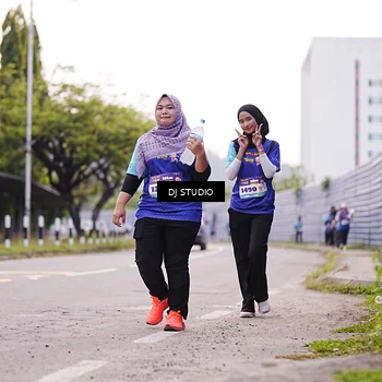 Runner Photo 8390761