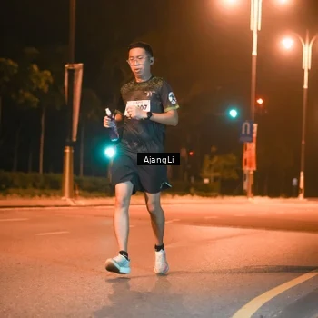 Runner Photo 8390765