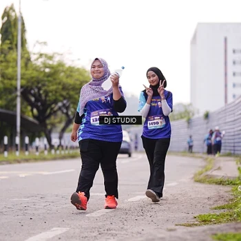 Runner Photo 8390769