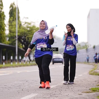 Runner Photo 8390775