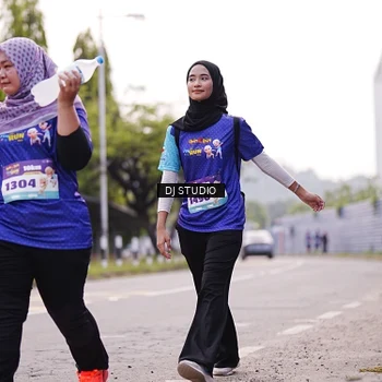 Runner Photo 8390796