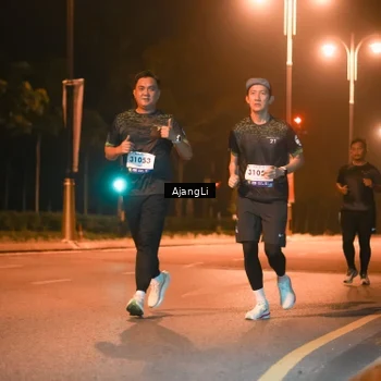 Runner Photo 8390799