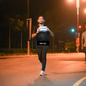 Runner Photo 8390854