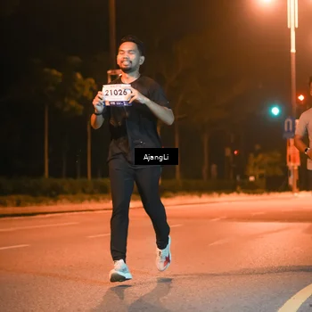 Runner Photo 8390864
