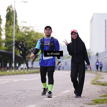 Runner Photo 8390865