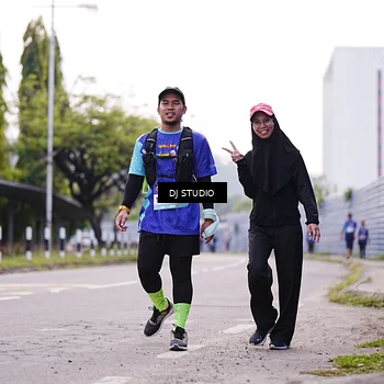 Runner Photo 8390868