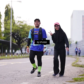 Runner Photo 8390878