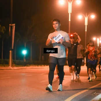 Runner Photo 8390884