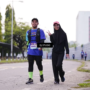 Runner Photo 8390891