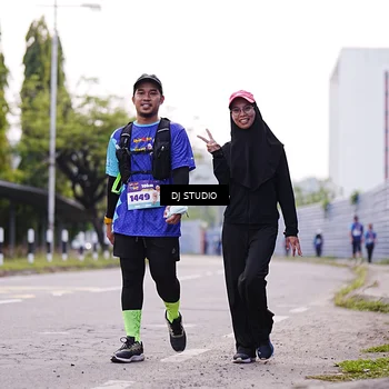 Runner Photo 8390893
