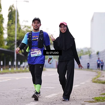 Runner Photo 8390903