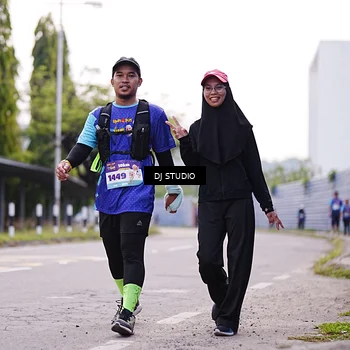 Runner Photo 8390905