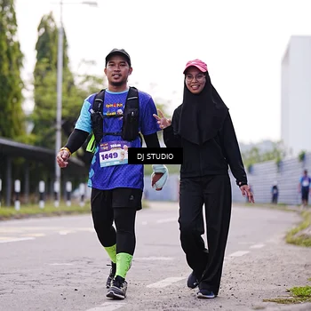 Runner Photo 8390906