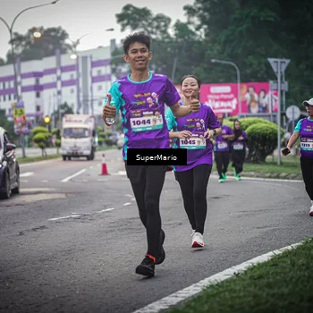 Runner Photo 8390909