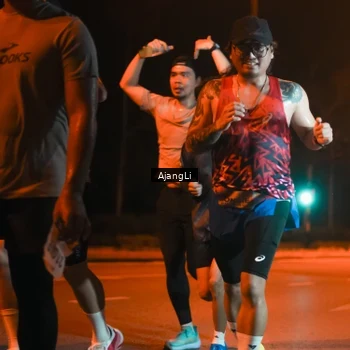 Runner Photo 8390913