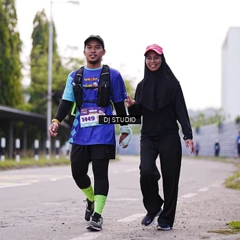 Runner Photo 8390915