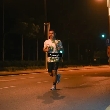 Runner Photo 8390919