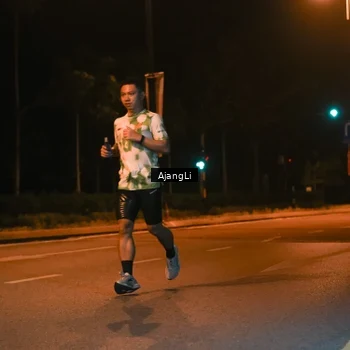 Runner Photo 8390927