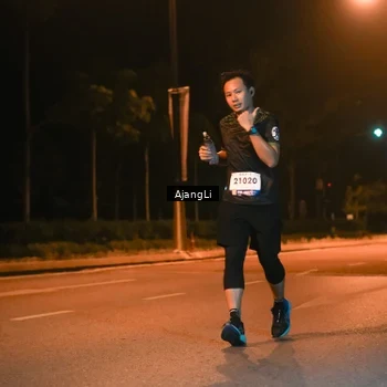Runner Photo 8390946