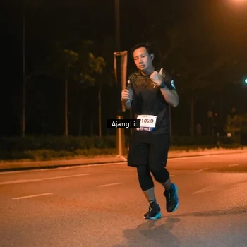 Runner Photo 8390948