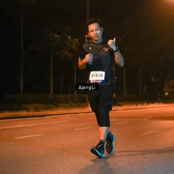 Runner Photo 8390951
