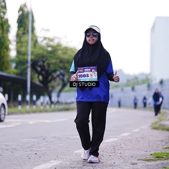 Runner Photo 8390953