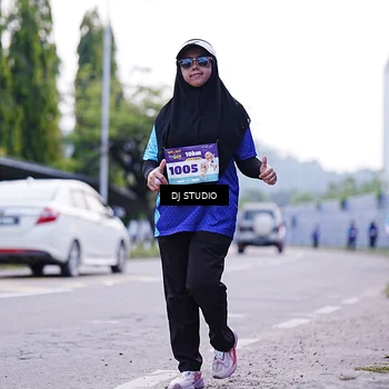 Runner Photo 8390972