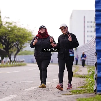 Runner Photo 8391011