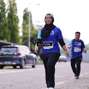 Runner Photo 8391041