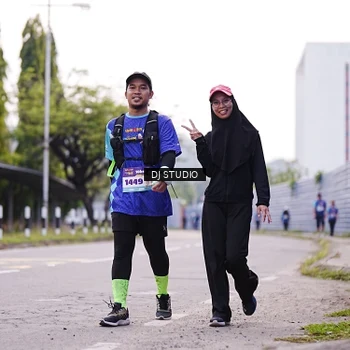 Runner Photo 8391043