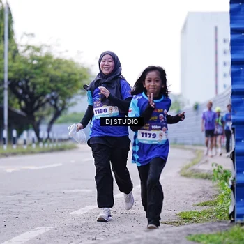 Runner Photo 8391255