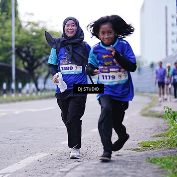 Runner Photo 8391263