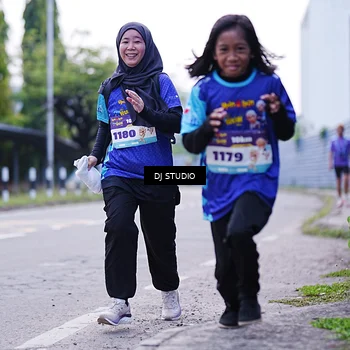 Runner Photo 8391268