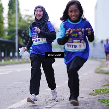 Runner Photo 8391269