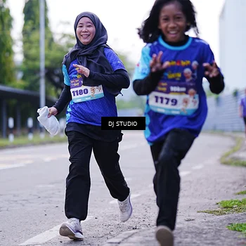 Runner Photo 8391272