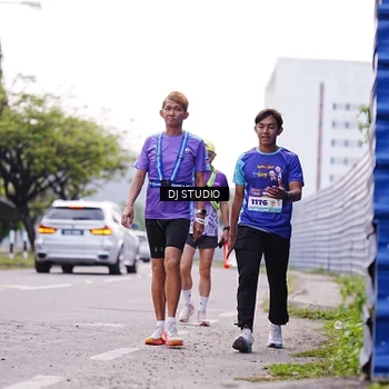Runner Photo 8391279