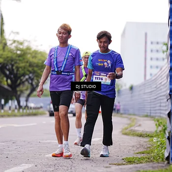 Runner Photo 8391285