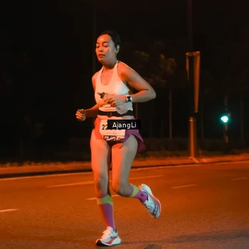 Runner Photo 8391357