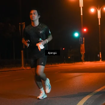 Runner Photo 8391496
