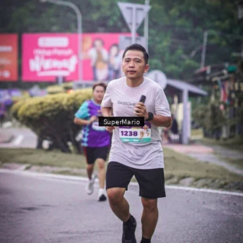 Runner Photo 8391542