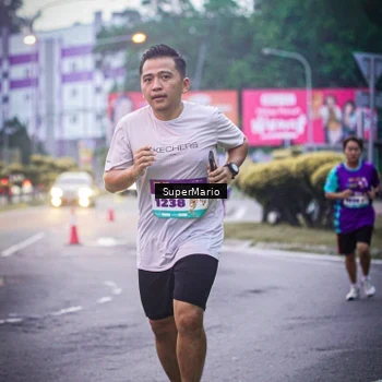 Runner Photo 8391543