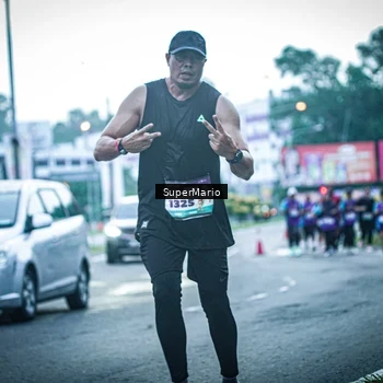 Runner Photo 8391635